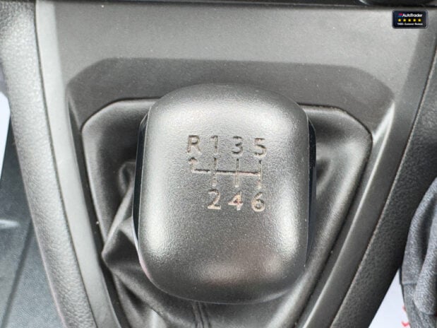 Vauxhall Vivaro LWB L2H1 (SOLD CR) Low Roof F3100 Pro Air Con Nav Sensors EURO 6 36