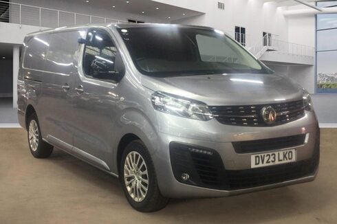 Vauxhall Vivaro LWB L2H1 Low Roof F3100 Pro Air Con Nav Sensors EURO 6