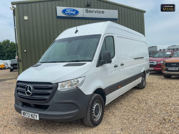 Mercedes-Benz Sprinter LWB L3H2 Medium Roof 315 Cdi Progressive EURO 6 2