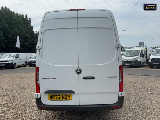 Mercedes-Benz Sprinter LWB L3H2 Medium Roof 315 Cdi Progressive EURO 6 7