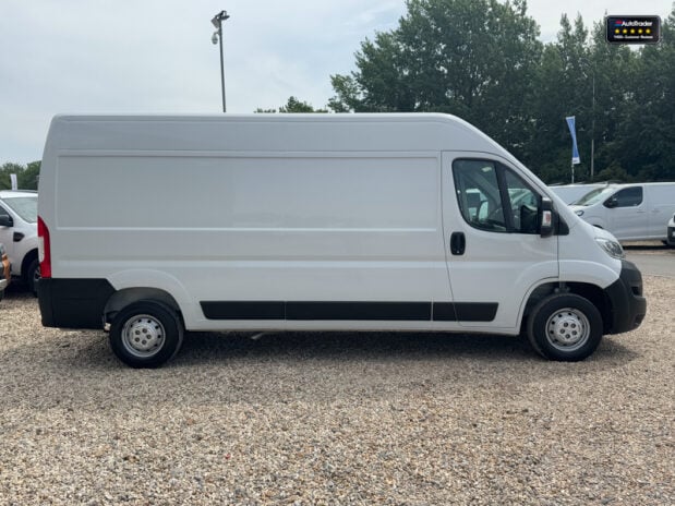 Citroen Relay LWB L3H2 [SOLD KH] Medium Roof Enterprise Bluehdi Air Con Sensors EURO 6 5