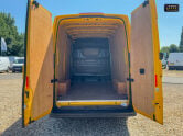 Volkswagen Crafter MWB L2H3 High Roof Cr35 Tdi Trendline Sensors EURO 6 8