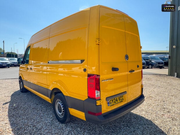 Volkswagen Crafter MWB L2H3 High Roof Cr35 Tdi Trendline Sensors EURO 6 10