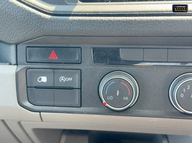 Volkswagen Crafter MWB L2H3 High Roof Cr35 Tdi Trendline Sensors EURO 6 31