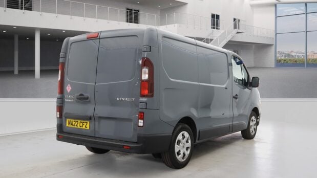 Renault Trafic SWB L1H1 Low Roof l28 Business Plus Air Con Sensors EURO 6 4