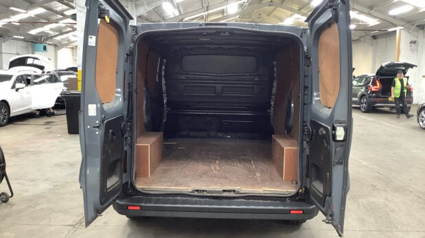Renault Trafic SWB L1H1 Low Roof l28 Business Plus Air Con Sensors EURO 6 7
