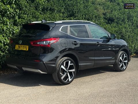 Nissan Qashqai (Sold) 1.6 dCi Tekna SUV 5dr Diesel Manual Euro 6 (s/s) (130 ps) 3
