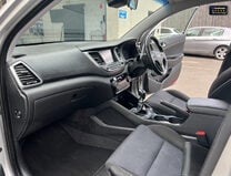 Hyundai TUCSON 1.6 GDi Blue Drive SE Nav SUV 5dr Petrol Manual Euro 6 (s/s) (132 ps) 14