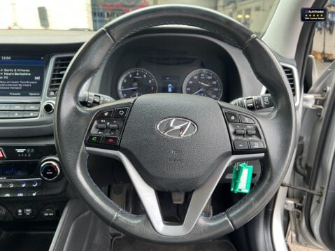 Hyundai TUCSON 1.6 GDi Blue Drive SE Nav SUV 5dr Petrol Manual Euro 6 (s/s) (132 ps) 18