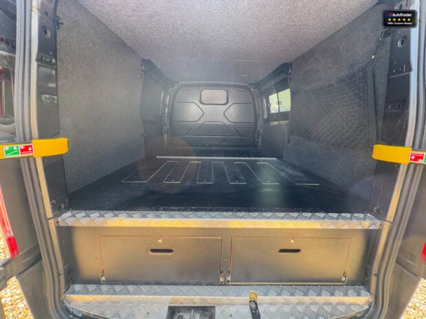 Ford Transit Custom SWB L1H1 280 Limited Air Con Alloys Cruise EURO 6 NO VAT 9