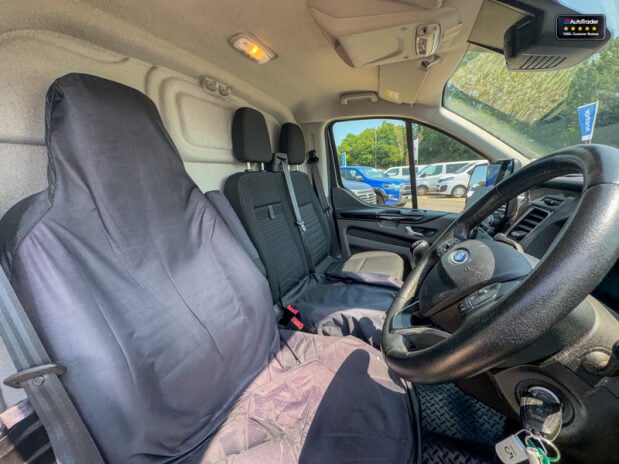 Ford Transit Custom SWB L1H1 280 Limited Air Con Alloys Cruise EURO 6 NO VAT 15