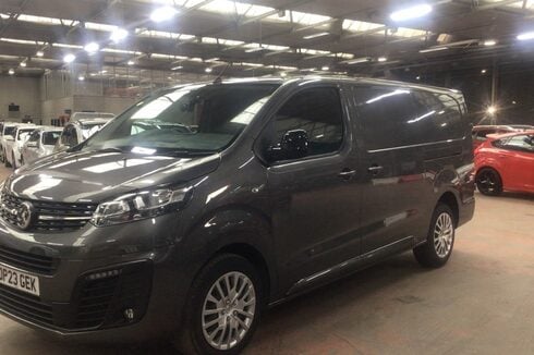 Vauxhall Vivaro LWB L2H1 Low Roof F3100 Pro Air Con Nav Sensors EURO 6