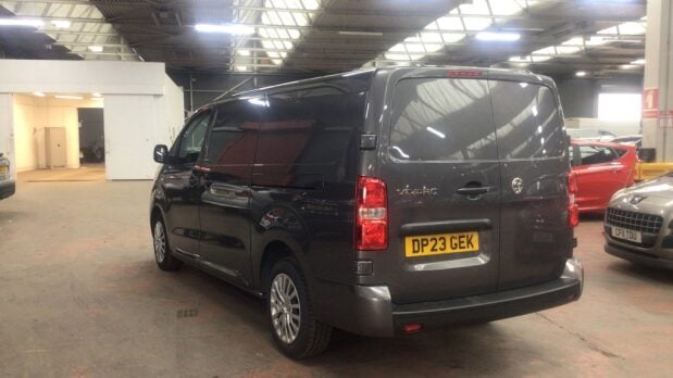 Vauxhall Vivaro LWB L2H1 Low Roof F3100 Pro Air Con Nav Sensors EURO 6 3