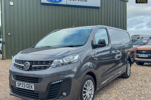 Vauxhall Vivaro LWB L2H1 Low Roof F3100 Pro Air Con Nav Sensors EURO 6