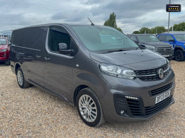 Vauxhall Vivaro LWB L2H1 [SOLD MT] Low Roof F3100 Pro Air Con Nav Sensors EURO 6 4