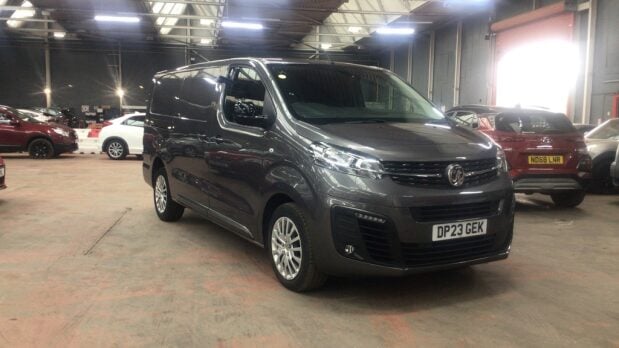 Vauxhall Vivaro LWB L2H1 Low Roof F3100 Pro Air Con Nav Sensors EURO 6 1