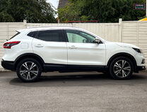 Nissan Qashqai Sold 1.3 DIG-T N-Connecta SUV 5dr Petrol Manual Euro 6 (s/s) (140 ps) 5