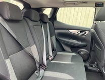 Nissan Qashqai Sold 1.3 DIG-T N-Connecta SUV 5dr Petrol Manual Euro 6 (s/s) (140 ps) 10