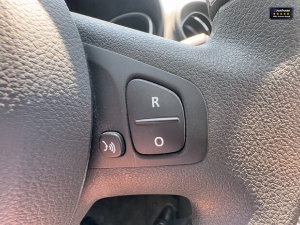 Renault Trafic LWB L2H1 Black Edition Energy Air Con Alloys Cam Nav Sensors EURO 6 NO VAT 18