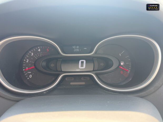 Renault Trafic LWB L2H1 Black Edition Energy Air Con Alloys Cam Nav Sensors EURO 6 NO VAT 19