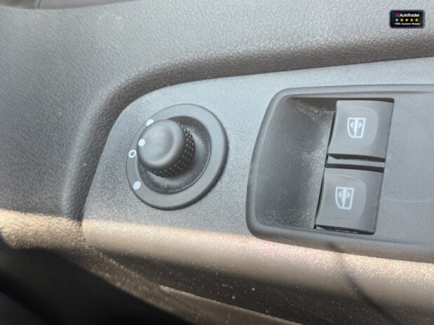Renault Trafic LWB L2H1 Black Edition Energy Air Con Alloys Cam Nav Sensors EURO 6 NO VAT 24