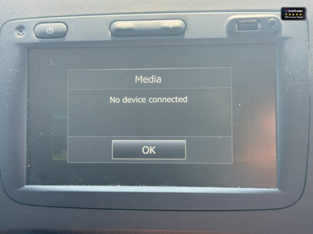 Renault Trafic LWB L2H1 Black Edition Energy Air Con Alloys Cam Nav Sensors EURO 6 NO VAT 27