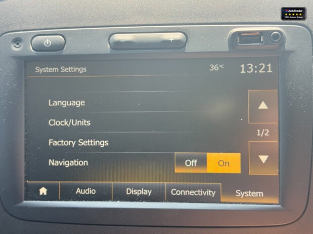 Renault Trafic LWB L2H1 Black Edition Energy Air Con Alloys Cam Nav Sensors EURO 6 NO VAT 34