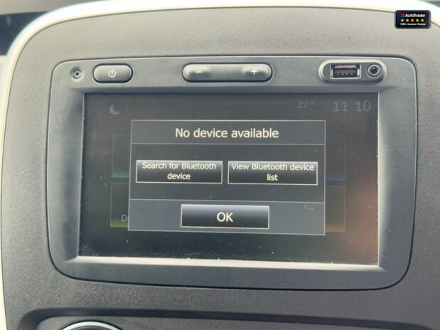 Renault Trafic LWB L2H1 [SOLD KH] Black Edition Energy Air Con Alloys Cam Nav Sensors EURO 28