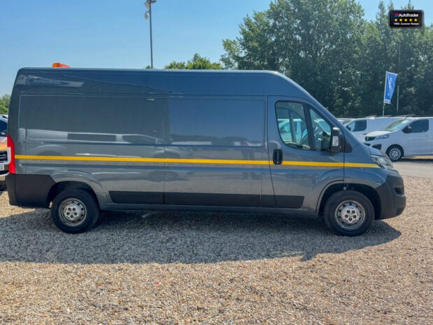 Peugeot Boxer LWB L3H2 Medium Roof Bluehdi 335 Professional Air Con Cruise Nav EURO 6 5