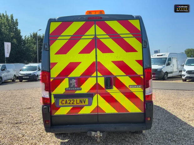 Peugeot Boxer LWB L3H2 Medium Roof Bluehdi 335 Professional Air Con Cruise Nav EURO 6 7