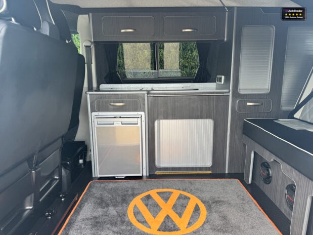 Volkswagen Transporter (Sold) 4 Berth|5 Belt|Doube Gas Hob|Sink|Awning 8