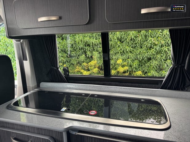 Volkswagen Transporter (Sold) 4 Berth|5 Belt|Doube Gas Hob|Sink|Awning 9