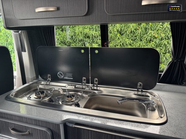 Volkswagen Transporter (Sold) 4 Berth|5 Belt|Doube Gas Hob|Sink|Awning 10