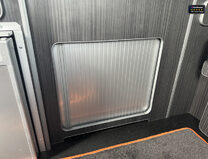 Volkswagen Transporter (Sold) 4 Berth|5 Belt|Doube Gas Hob|Sink|Awning 14
