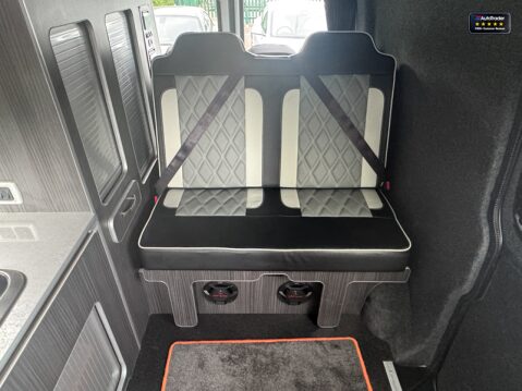 Volkswagen Transporter (Sold) 4 Berth|5 Belt|Doube Gas Hob|Sink|Awning 19