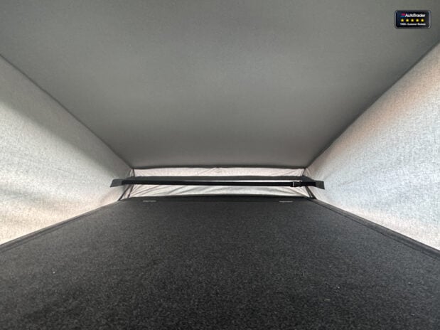 Volkswagen Transporter (Sold) 4 Berth|5 Belt|Doube Gas Hob|Sink|Awning 20