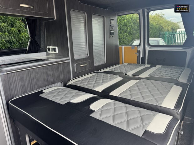 Volkswagen Transporter (Sold) 4 Berth|5 Belt|Doube Gas Hob|Sink|Awning 23