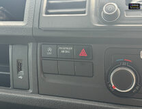 Volkswagen Transporter (Sold) 4 Berth|5 Belt|Doube Gas Hob|Sink|Awning 37
