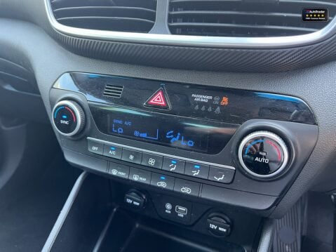 Hyundai TUCSON 1.6 CRDi MHEV SE Nav SUV 5dr Diesel Hybrid Manual Euro 6 (s/s) (115 ps) 26