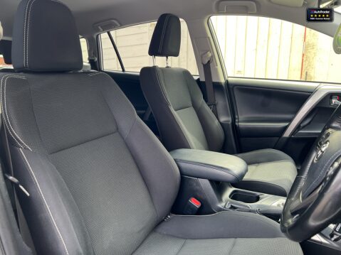 Toyota Rav 4 2.5 VVT-h Icon Tech SUV 5dr Petrol Hybrid CVT Euro 6 (s/s) (197 ps) 16