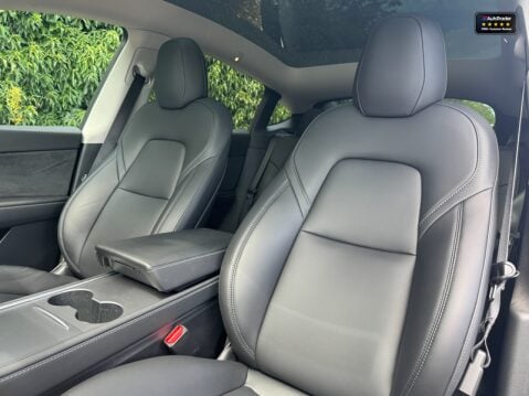 Tesla Model Y (Dual Motor) Long Range SUV 5dr Electric Auto 4WDE (384 bhp) 8