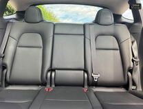 Tesla Model Y (Dual Motor) Long Range SUV 5dr Electric Auto 4WDE (384 bhp) 9