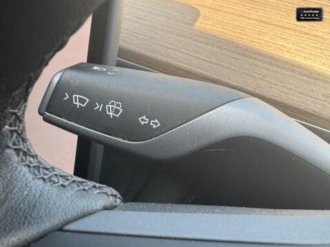 Tesla Model Y (Dual Motor) Long Range SUV 5dr Electric Auto 4WDE (384 bhp) 14