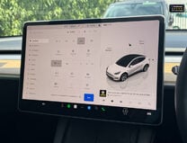 Tesla Model Y (Dual Motor) Long Range SUV 5dr Electric Auto 4WDE (384 bhp) 17