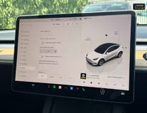Tesla Model Y (Dual Motor) Long Range SUV 5dr Electric Auto 4WDE (384 bhp) 22
