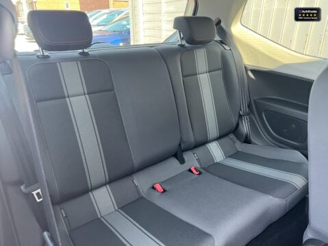 Volkswagen Up 1.0 Groove up! Hatchback 3dr Petrol Manual Euro 5 10