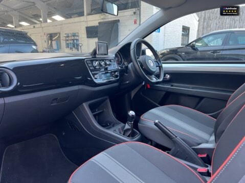 Volkswagen Up 1.0 Groove up! Hatchback 3dr Petrol Manual Euro 5 11