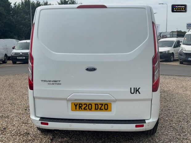 Ford Transit Custom Crew Cab AUTO LWB L2H1 320 Limited Alloys Air Con Sensors EURO 6 8