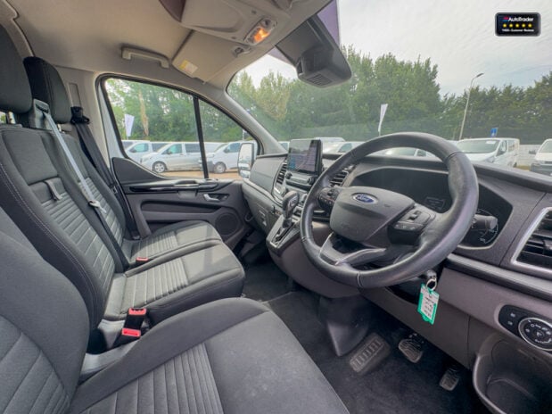 Ford Transit Custom Crew Cab AUTO LWB L2H1 320 Limited Alloys Air Con Sensors EURO 6 20
