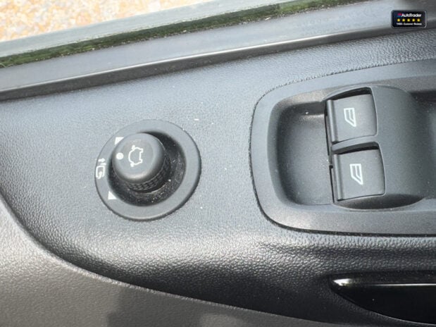 Ford Transit Custom Crew Cab AUTO LWB L2H1 320 Limited Alloys Air Con Sensors EURO 6 28